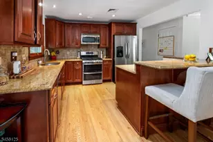 157 Mountain Cir, West Milford, NJ 07480 - Photo 13