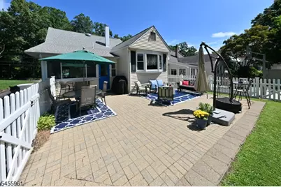 160 Rock Rd, Hawthorne, NJ 07506 - Photo 21