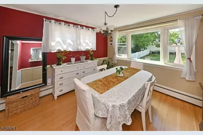 160 Rock Rd, Hawthorne, NJ 07506 - Photo 11