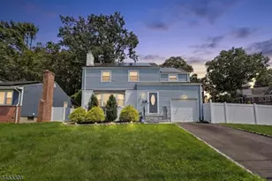 633 Woodland Ave, Plainfield, NJ 07062 - Photo 1