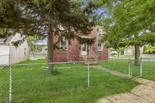 417 Adams St, Linden, NJ 07036 - Photo 3