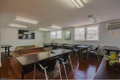 1185 Morris Ave B1 U303-34, Union Township, NJ 07083 - Photo 11