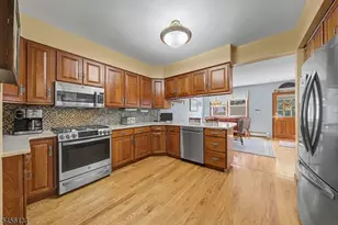 117 Severin Ct, Cranford Township, NJ 07016 - Photo 15