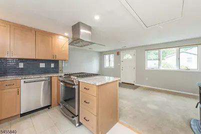 97 New York Ave, Jefferson Township, NJ 07849 - Photo 7