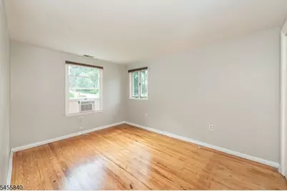 97 New York Ave, Jefferson Township, NJ 07849 - Photo 11