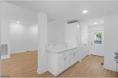 116 Valley St #1, South Orange, NJ 07079 - Photo 5