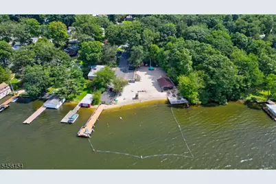 13 Maine St, Jefferson Township, NJ 07849 - Photo 3