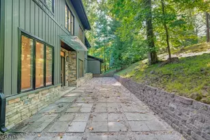1204 Johnston Dr, Watchung, NJ 07069 - Photo 13