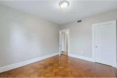 926 S 20th St, Newark, NJ 07108 - Photo 21
