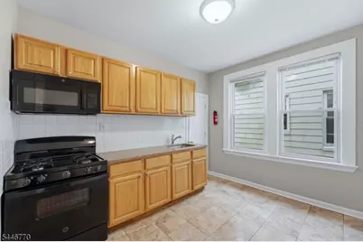 926 S 20th St, Newark, NJ 07108 - Photo 17