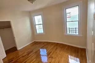 1035 Hunterdon St, Newark, NJ 07112 - Photo 5