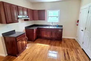 1035 Hunterdon St, Newark, NJ 07112 - Photo 7