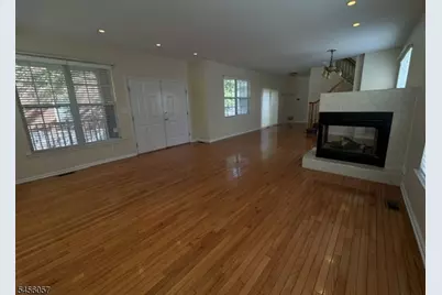 10 Park Sq, Metuchen, NJ 08840 - Photo 17