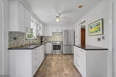 1015 Sleepy Hollow Lane, Plainfield, NJ 07060 - Photo 11