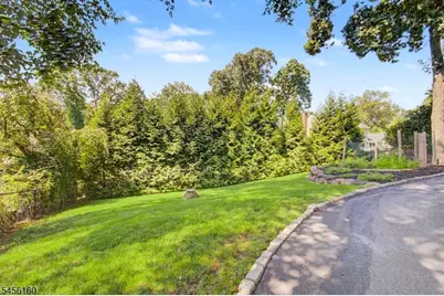 1015 Sleepy Hollow Lane, Plainfield, NJ 07060 - Photo 39