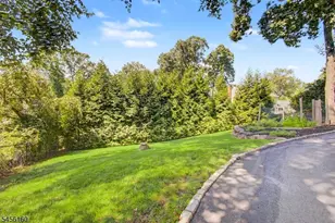 1015 Sleepy Hollow Ln, Plainfield, NJ 07060 - Photo 39