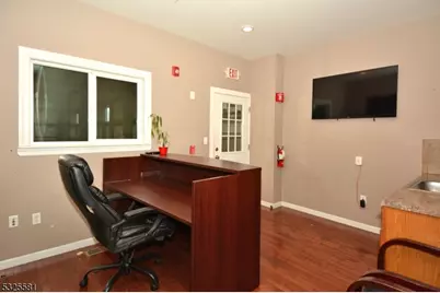 90 Tyler Pl, South Plainfield, NJ 07080 - Photo 17