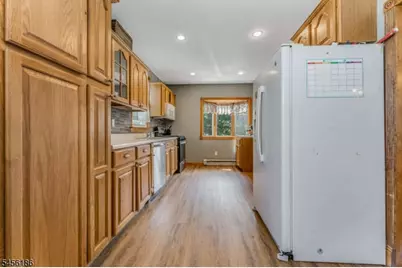 318 Marion Place, Manville, NJ 08835 - Photo 9