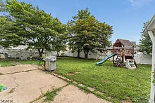 318 Marion Pl, Manville, NJ 08835 - Photo 31