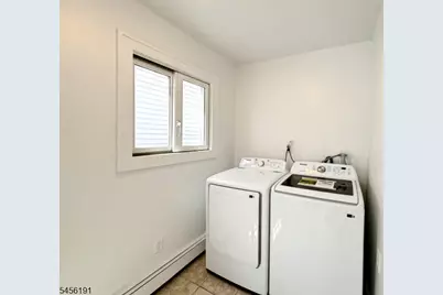 164 Bullman St, Phillipsburg, NJ 08865 - Photo 9