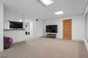 17 Burniston Ct, Hillsborough Township, NJ 08844 - Photo 17