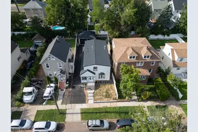 415 E 4th Ave, Roselle, NJ 07203 - Photo 13