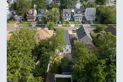 415 E 4th Ave, Roselle, NJ 07203 - Photo 9