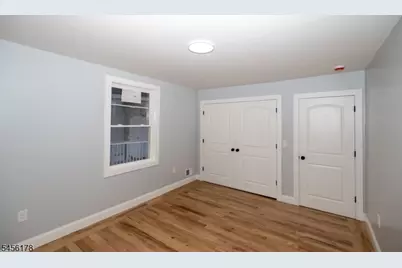 415 E 4th Ave, Roselle, NJ 07203 - Photo 31