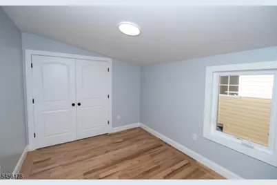 415 E 4th Ave, Roselle, NJ 07203 - Photo 25