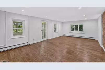 464 Buckhorn Dr, White Township, NJ 07823 - Photo 7