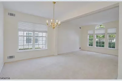 112 Kensington Cir, White Township, NJ 07823 - Photo 11