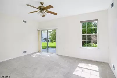 112 Kensington Cir, White Township, NJ 07823 - Photo 25