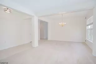 112 Kensington Cir, White Township, NJ 07823 - Photo 9