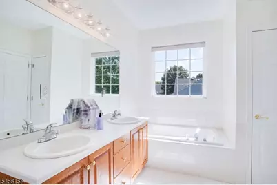 112 Kensington Cir, White Township, NJ 07823 - Photo 31