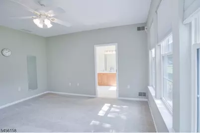 112 Kensington Cir, White Township, NJ 07823 - Photo 27