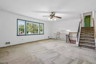 672 Thruway Dr, Bridgewater, NJ 08807 - Photo 5