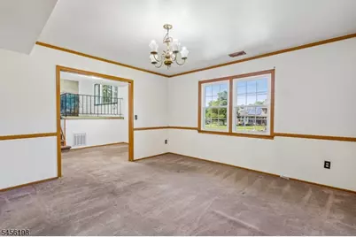 672 Thruway Dr, Bridgewater, NJ 08807 - Photo 7