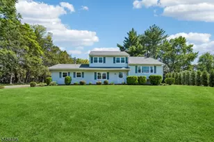 672 Thruway Dr, Bridgewater, NJ 08807 - Photo 3