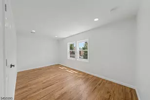 35 Wheeler St, Montclair, NJ 07042 - Photo 25