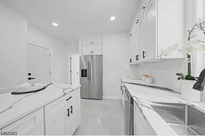 35 Wheeler St, Montclair, NJ 07042 - Photo 13