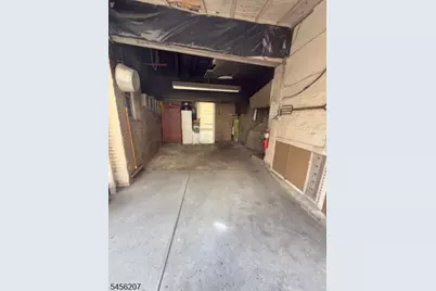 17 Van Buren St #1, Newark, NJ 07105 - Photo 15