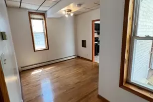 17 Van Buren St, Newark, NJ 07105 - Photo 9