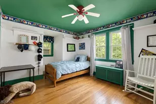 326 Rea Ave, Hawthorne, NJ 07506 - Photo 17