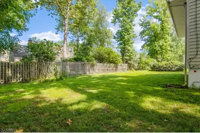 2075 Meadowview Rd, Scotch Plains Township, NJ 07076 - Photo 27