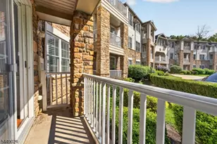 351 Victoria Dr, Bridgewater, NJ 08807 - Photo 5
