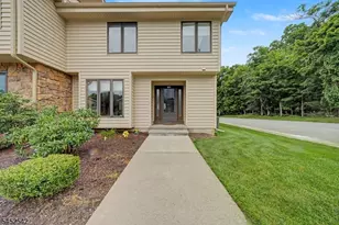 180 Dakota Dr, Andover Township, NJ 07848 - Photo 3
