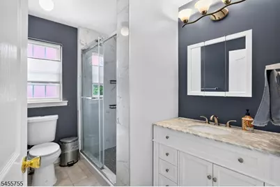 296 Remsen Ave, Woodbridge Township, NJ 07001 - Photo 21