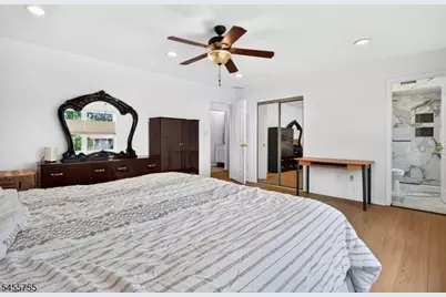 296 Remsen Ave, Woodbridge Township, NJ 07001 - Photo 17