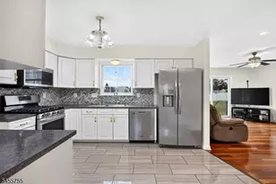 296 Remsen Ave, Woodbridge Township, NJ 07001 - Photo 3