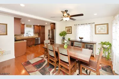 56 Schuyler Ave, Pompton Lakes, NJ 07442 - Photo 5